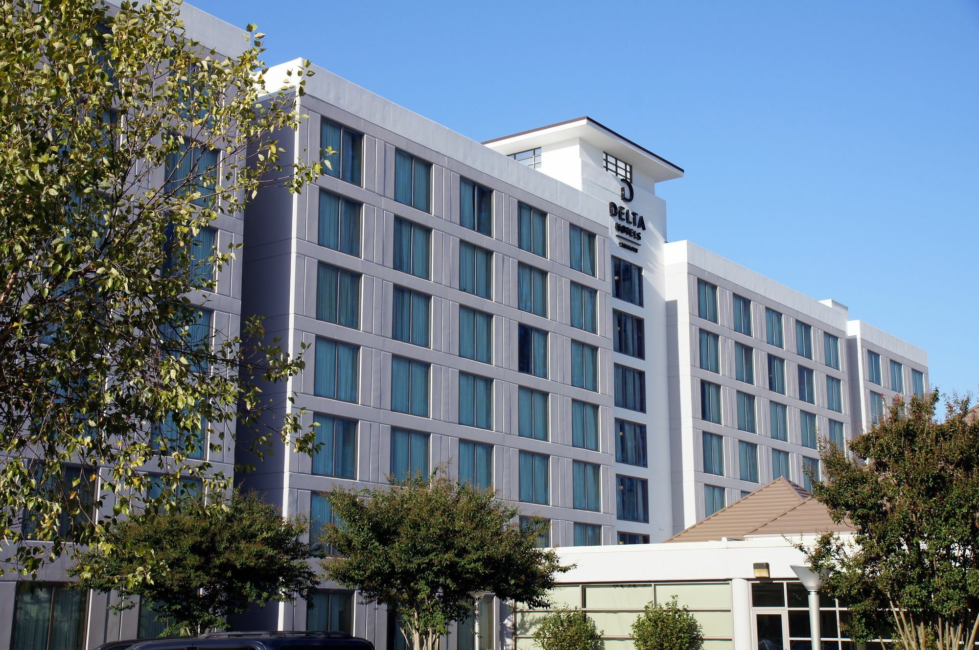 Delta Hotels By Marriott Chesapeake Norfolk Exterior photo